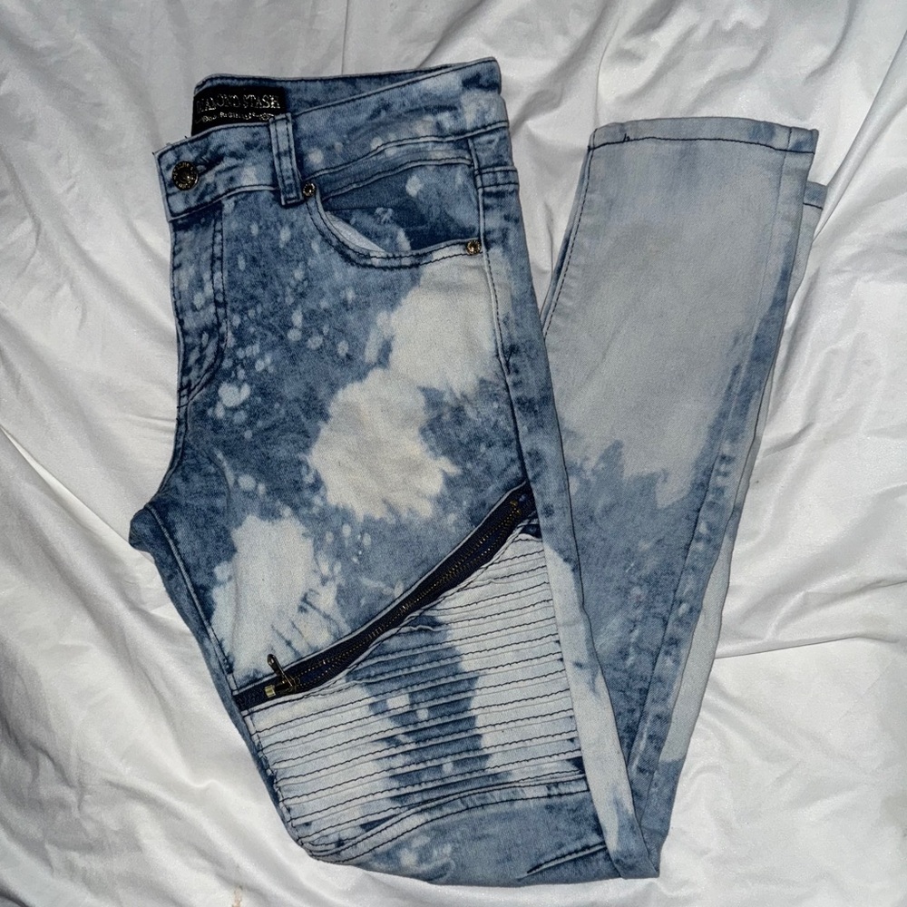 SIZE 7 SKINNY JEANS
